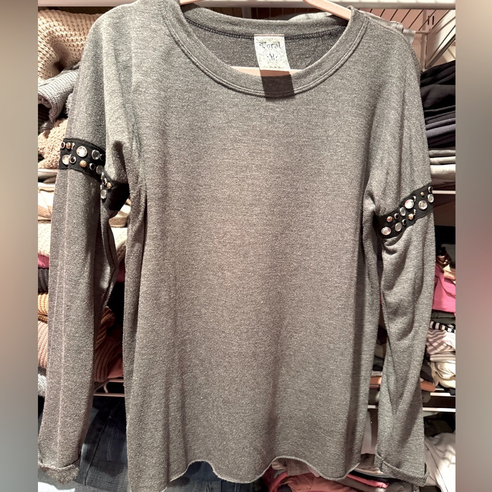 Vocal shirt stud bling accents